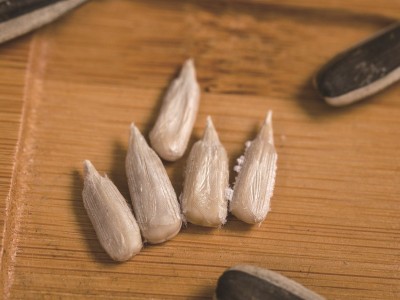 郎氏大包装瓜子5斤原味五香味内蒙五原葵花籽炒货休闲零食批发图4