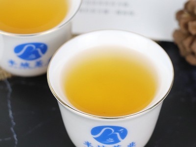 临凤翔2022年新茶普洱茶饼生茶357g七子饼装临沧茶区普洱茶礼盒款图3