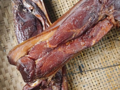 湖南特产 烟熏偏瘦腊前腿肉手工古法柴火烟熏老腊肉腌制咸肉500g图2