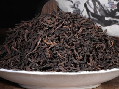 云南普洱茶勐海普洱2017年春茶1级熟茶500g散装黑茶一口料图5