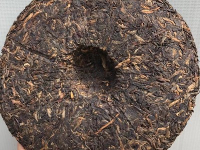 2007年中茶班章七子饼茶生茶 云南普洱茶357g/饼图3