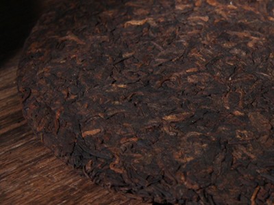 批发云南普洱茶饼热卖原料2003年普洱茶熟茶饼十六年陈云南普洱茶图3