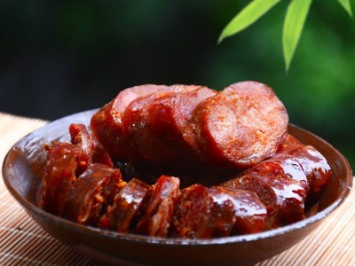 四川特产年货麻辣味香肠零食腊肠川味烟熏农家自制多口味烤肠图5