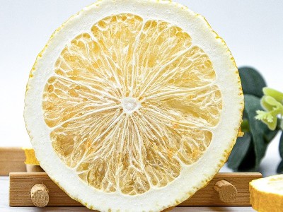 厂家散装批发 原味冻干柠檬片散装 蜂蜜柠檬青柠檬 无籽香水柠檬图2