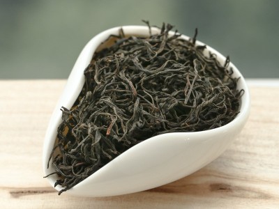 福建武夷山乌龙茶 小种红茶花果香型茶叶 大红袍散装厂家货源图3