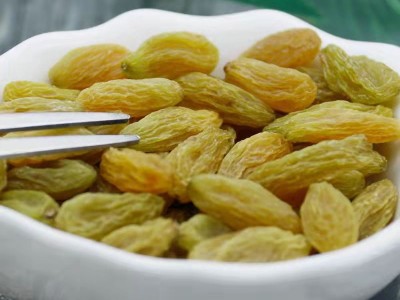新疆特产葡萄干散装 新货提子批发 无核葡萄干休闲零食图2