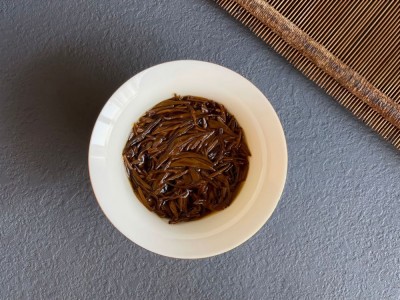 武夷山金骏眉红茶茶叶黄芽金骏眉茶叶批发红茶散装蜜香金俊 眉红茶图5