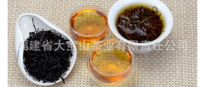 汤色呈浪漫温馨的玫瑰红之色