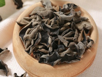 润泽食用菌源头厂家农产品干货黑木耳批发 无根肉厚食用菌批发图4