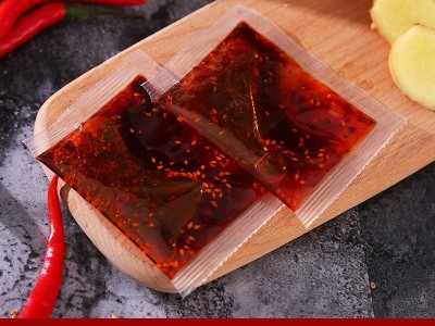 厂家定制各种规格辣椒油外卖小包装凉皮红油辣子油辣椒袋装调味料图3