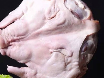 猪头6斤新鲜整个半劈开猪头肉批发猪脸肉生猪头带骨代发亚马逊_