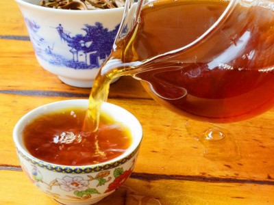 云南凤庆滇红茶大金针直条2022年春茶景谷大金芽红茶芽头蜜香批发图4
