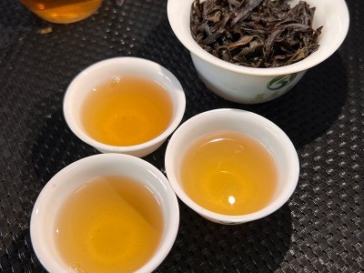 厂家批发大红袍茶叶武夷山岩茶正宗醇香乌龙茶小罐礼散装图4