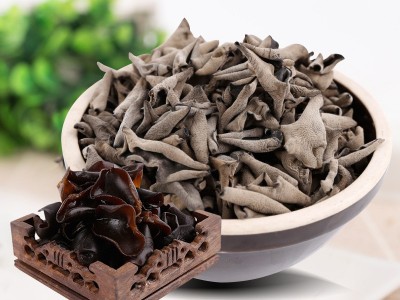 批发东北特产农产品秋耳无根散装黑木耳泡发量高1；13倍木耳批发图2