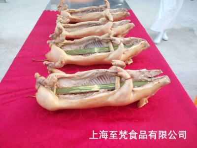 整只烘焙乳猪送礼年货礼盒大礼包 烘焙乳猪烤香猪特产食品批发图2