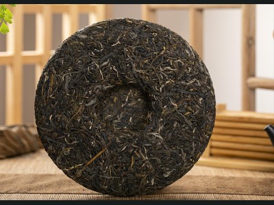 云南七子饼老班章生普冰岛普洱茶大树春茶老树陈年357普洱茶饼图2