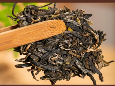 云南七子饼老班章生普冰岛普洱茶大树春茶老树陈年357普洱茶饼图3