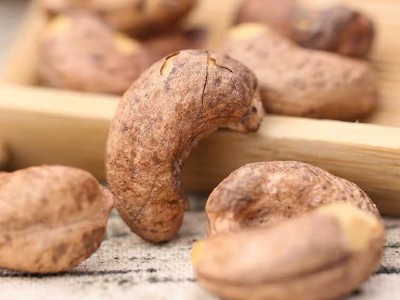 新疆特产简装家庭食用坚果散装休闲小零食干果仁原味盐焗腰果图4