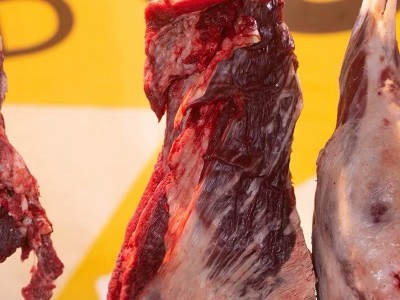 新鲜牛腩肉内蒙古草原散养黄牛生牛肉牛腩肉冷冻整块原切牛肉生鲜图4