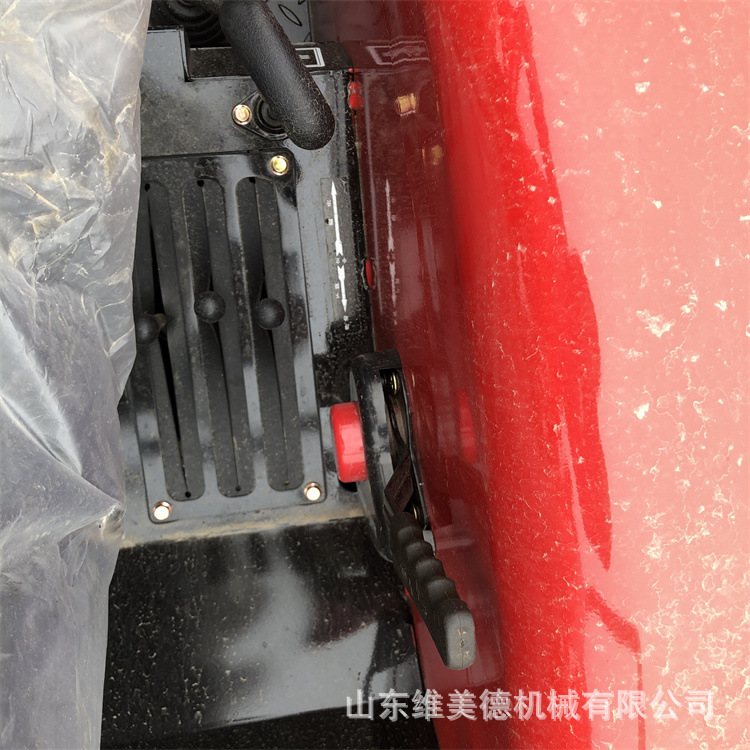 东方红SK704拖拉机